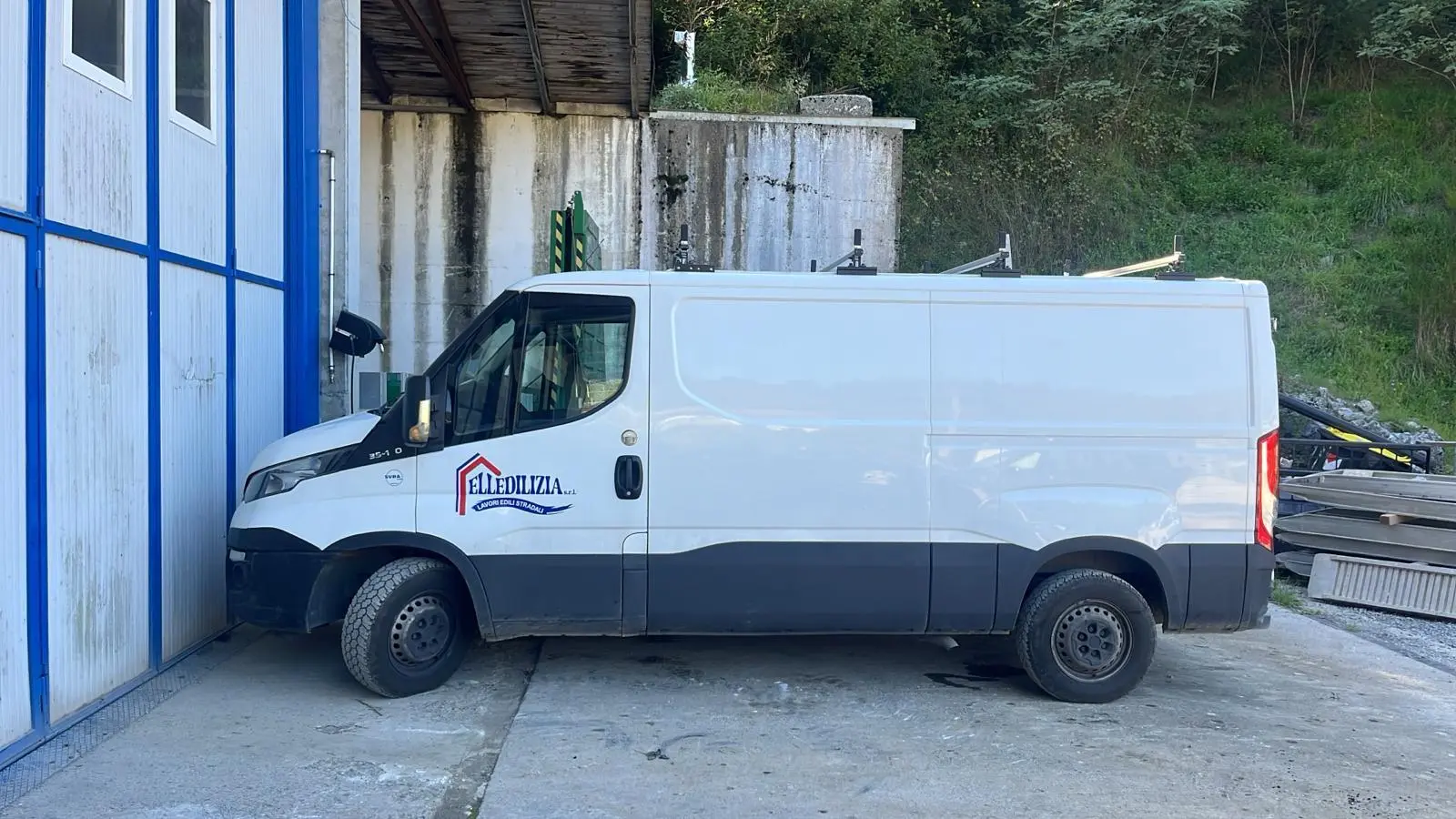 3c2edd11-d335-4d22-afeb-4a36fa51a175