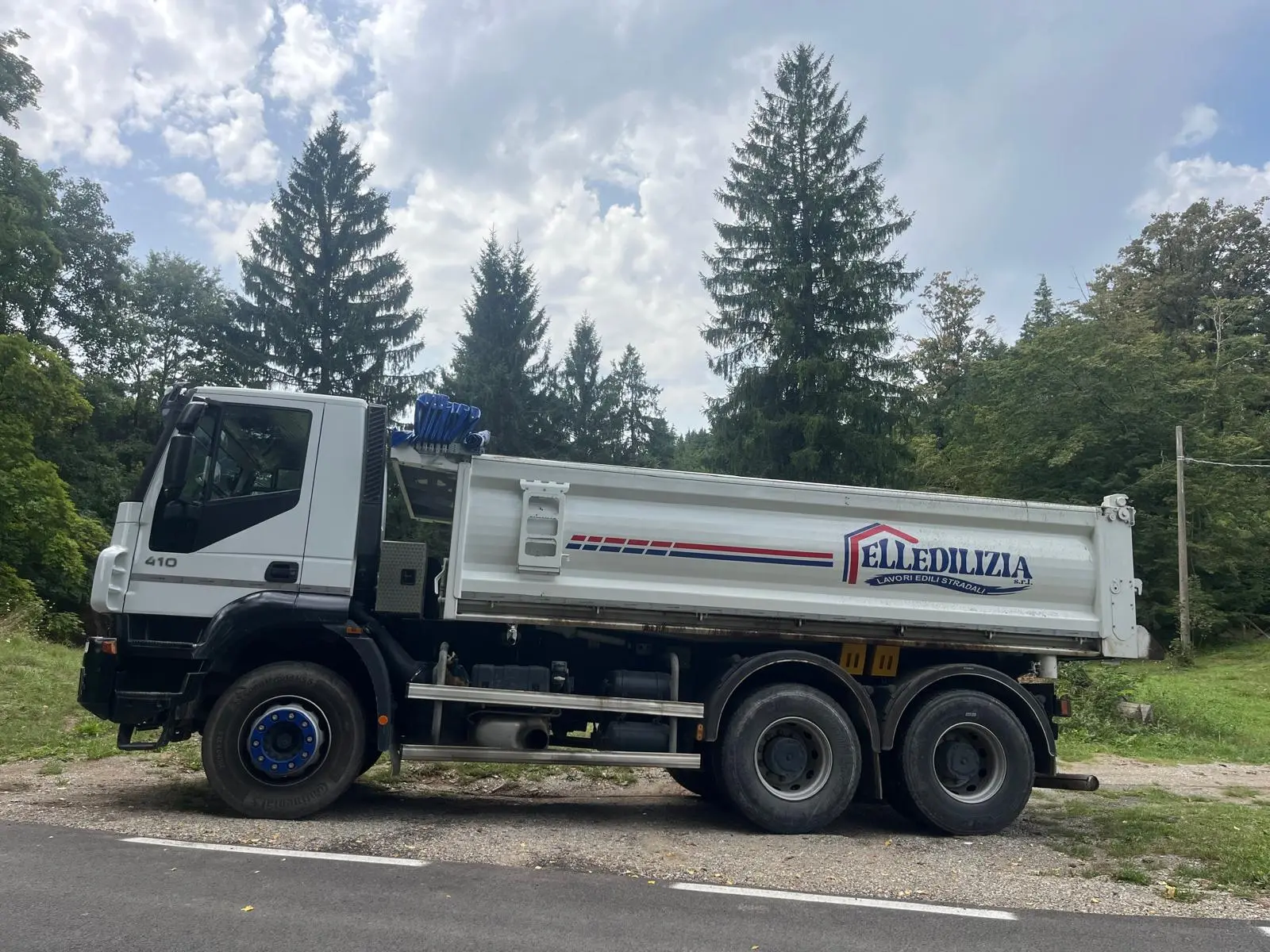 9ff9e028-079f-4ad6-8140-0f05725b4ff9