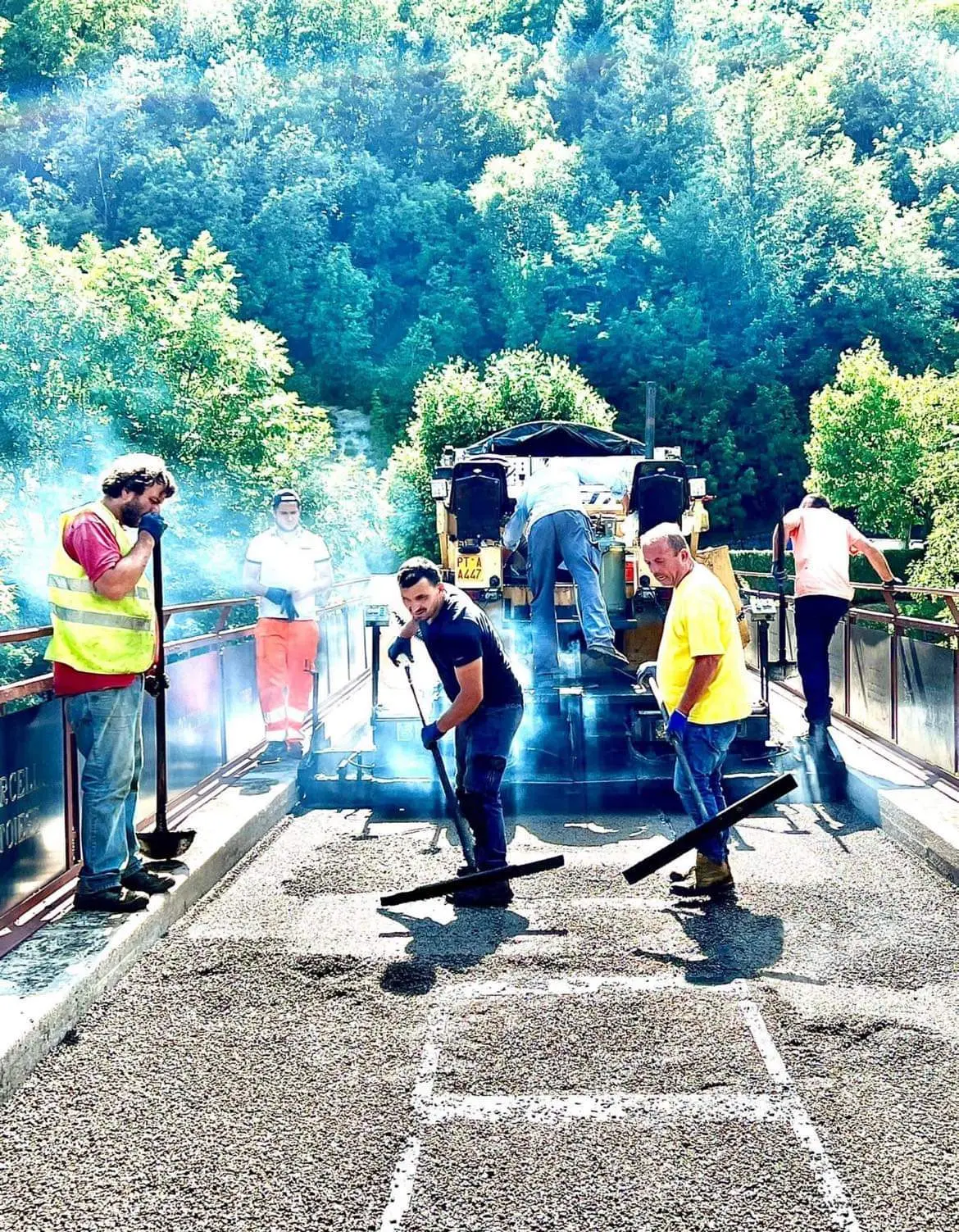 received_896001691725089 (1)