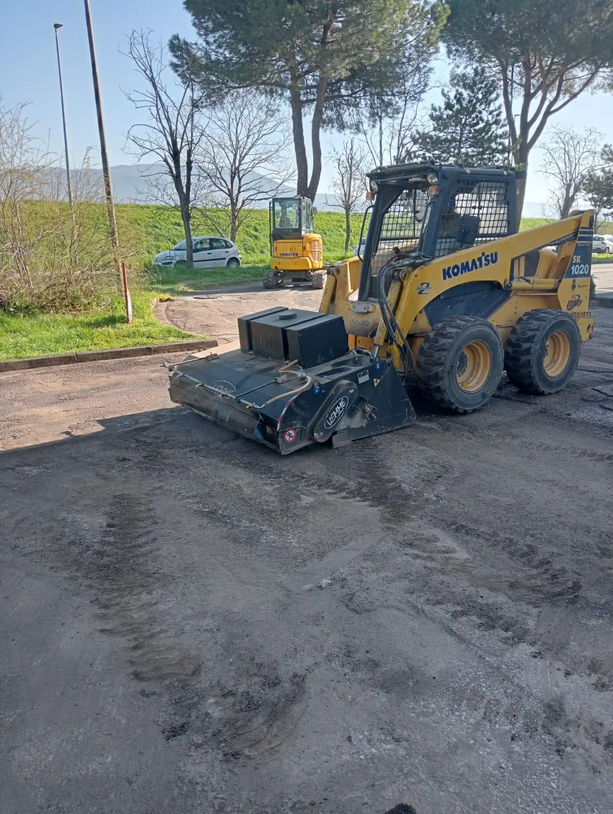 Pala gommata Komatsu 10.20